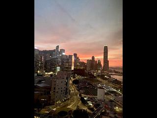 Wan Chai - Convention Plaza Apartments 02