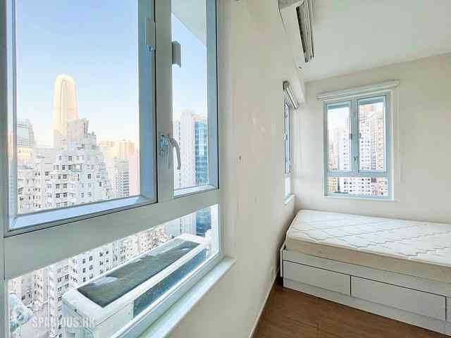 Soho - Ying Pont Building 05