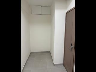 石塘咀 - 业昌大厦 03