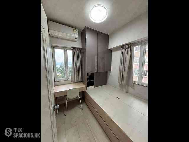 Kennedy Town - New Fortune House Block A 04