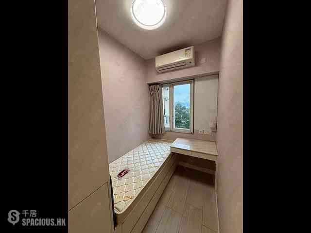 Kennedy Town - New Fortune House Block A 07
