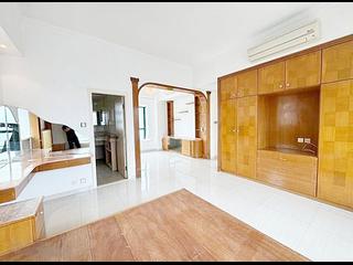 Tai Hang - Carnation Court 06