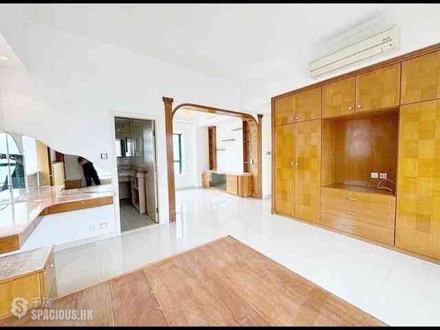 Tai Hang - Carnation Court 06