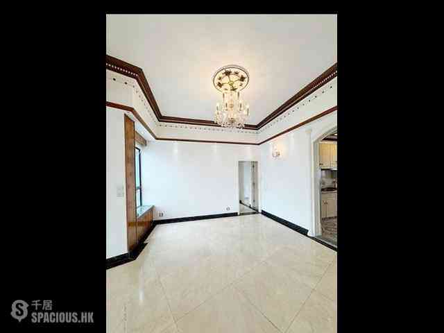 Tai Hang - Carnation Court 09