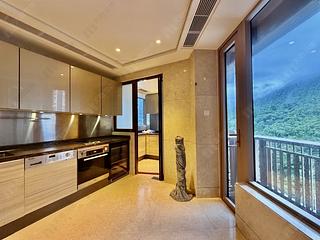 Kennedy Town - Cadogan 18