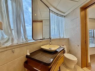 Kennedy Town - Cadogan 30