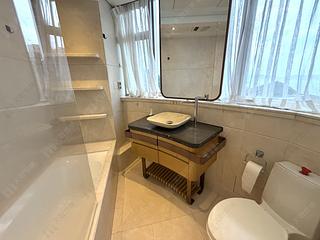 Kennedy Town - Cadogan 29