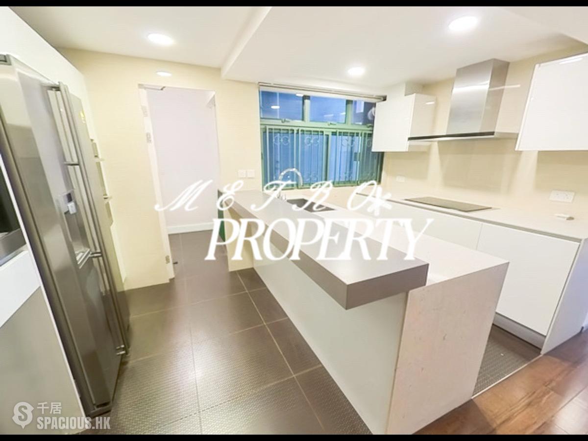 Mid Levels Central - Robinson Place 01