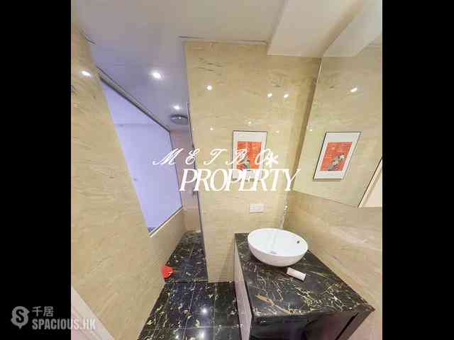 Mid Levels Central - Robinson Place 12