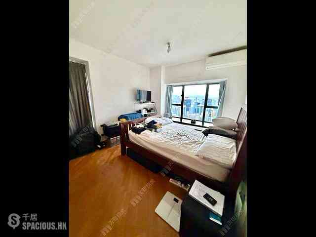 Mid Levels West - 80 Robinson Road 16