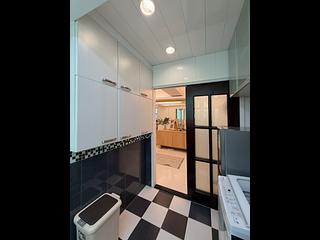 Sai Ying Pun - Tak Tung House 11