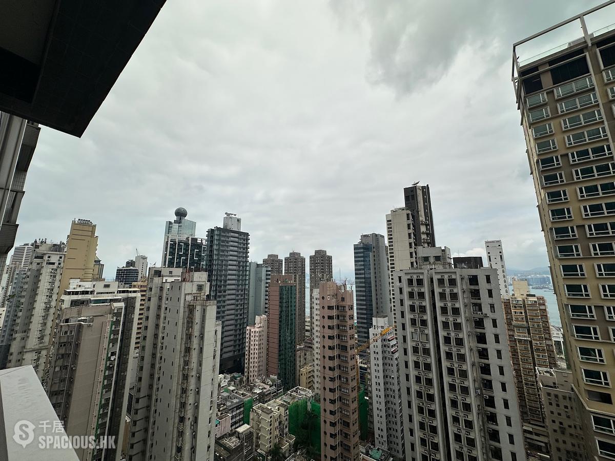 Sai Ying Pun - Island Crest Block 1 01