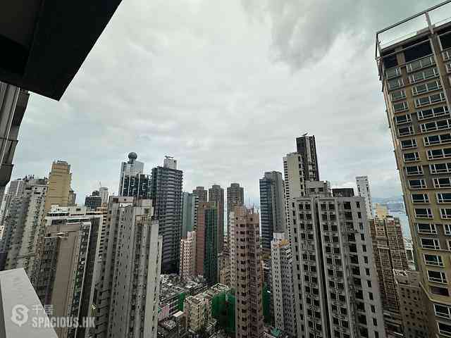 Sai Ying Pun - Island Crest Block 1 01