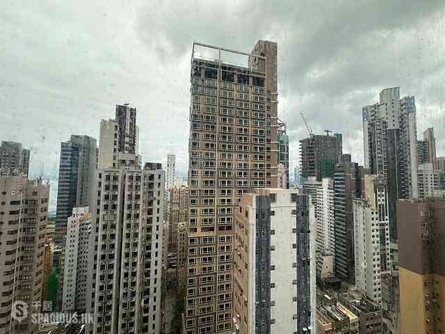 Sai Ying Pun - Island Crest Block 1 08