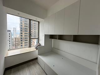 Sai Ying Pun - Island Crest Block 1 09