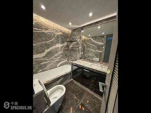 Wong Chuk Hang - The Southside Phase 3B Blue Coast Tower 1B 07