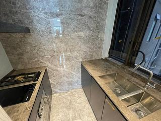 Wong Chuk Hang - The Southside Phase 3B Blue Coast Tower 2A 07