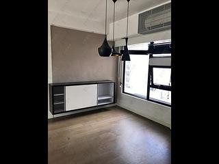 Mid Levels Central - Tycoon Court Block B 08