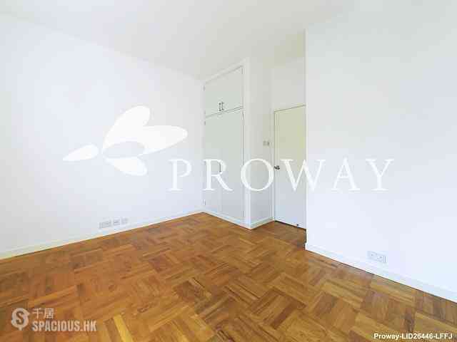 Chung Hom Kok - 30, Cape Road 06