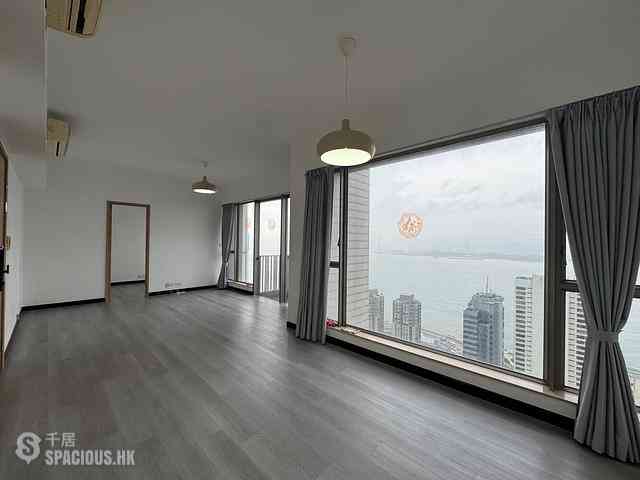 Sai Ying Pun - Island Crest Block 2 02