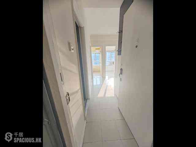 Tai Wai - Golden Lion Garden Phase 2 Golden Comfort Court (Block D) 02