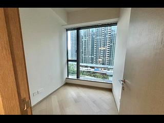 Wong Chuk Hang - The Southside Phase 1 Southland Tower 2A 05
