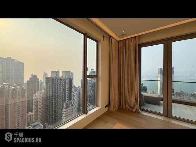 Sai Ying Pun - The Summa Block 1 03