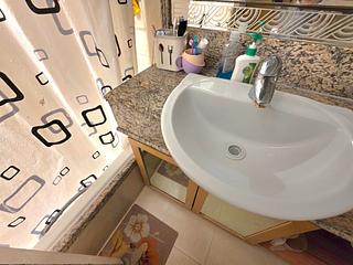 Tung Chung - Caribbean Coast Phase 2 Albany Cove Tower 6 08