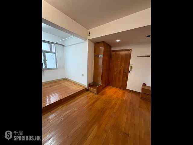 Sai Ying Pun - Cheung Ling Mansion 03