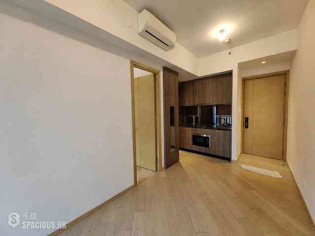 Shek Tong Tsui - Novum West 06