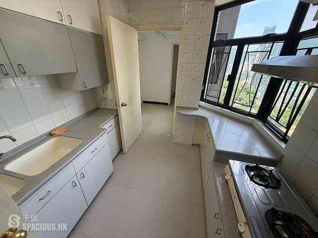 Jardines Lookout - Cavendish Heights Block 5 05