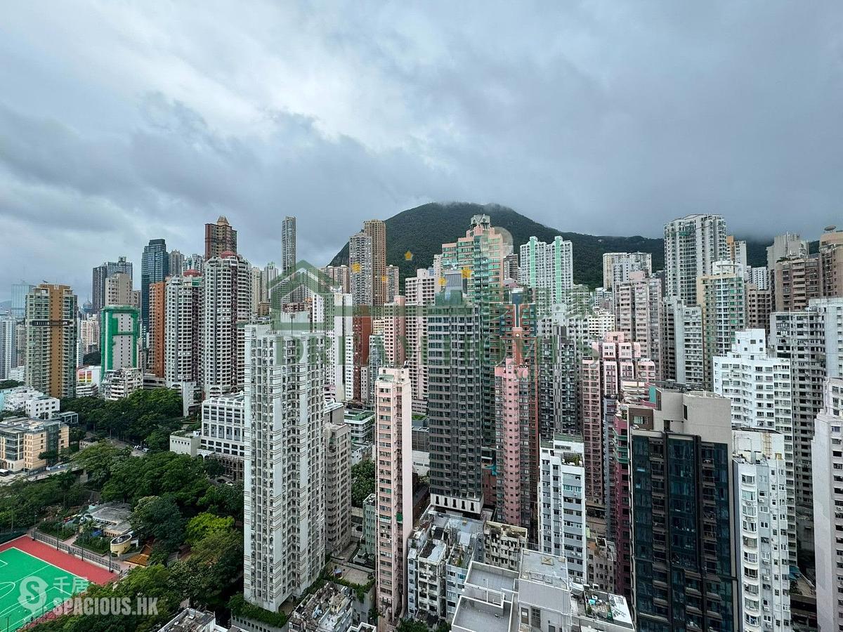 Sai Ying Pun - Island Crest 01