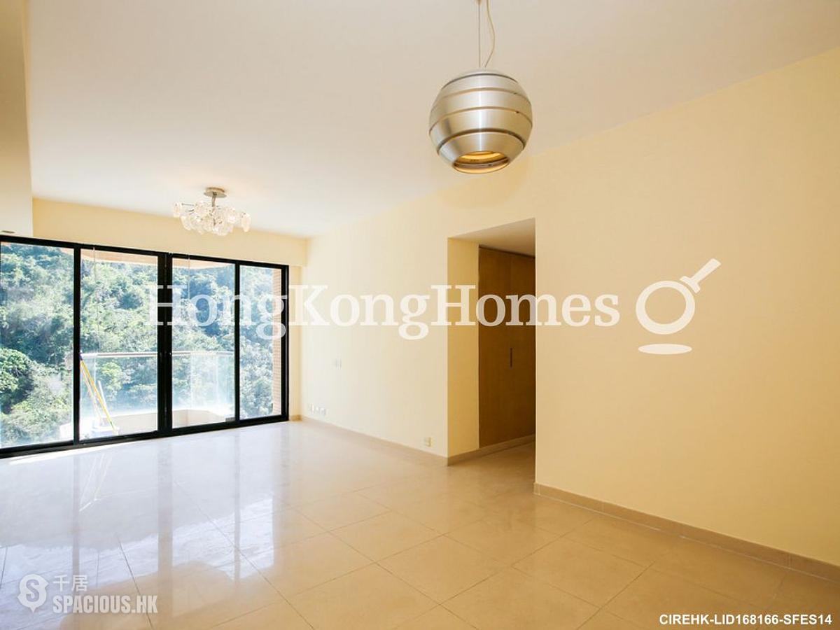 Tai Hang - Ronsdale Garden 01