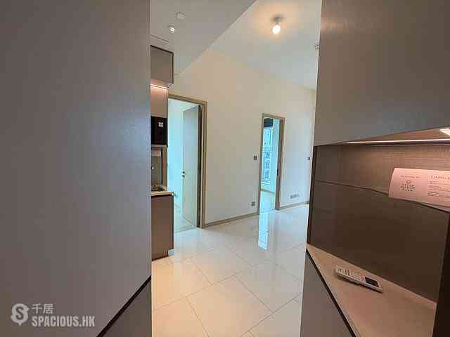 Sai Ying Pun - Upper Manor 08