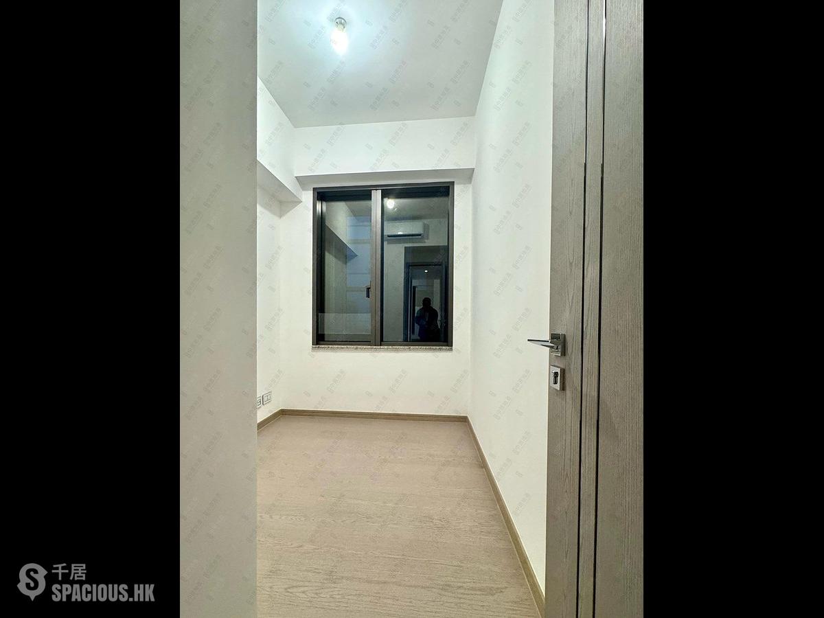Wong Chuk Hang - The Southside Phase 3B Blue Coast Tower 2B 01