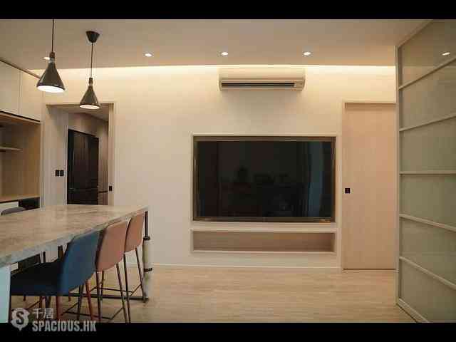 West Kowloon - The Waterfront Phase 1 Block 1 02