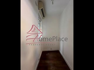 Mid Levels West - Hing Wah Mansions 10