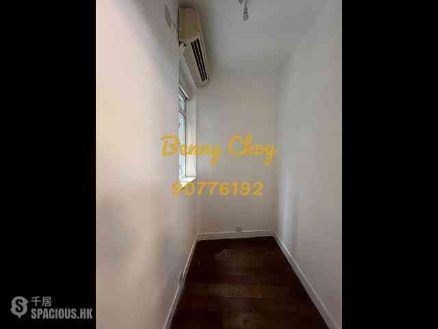Mid Levels West - Hing Wah Mansions 11