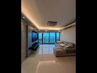 Tung Chung - Caribbean Coast Phase 3 Carmel Cove Tower 10 03