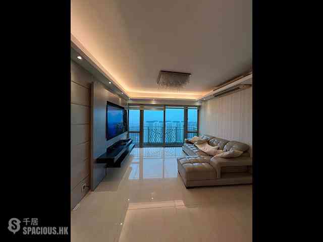Tung Chung - Caribbean Coast Phase 3 Carmel Cove Tower 10 03