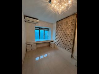 Tung Chung - Caribbean Coast Phase 3 Carmel Cove Tower 10 06
