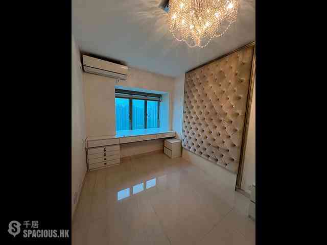 Tung Chung - Caribbean Coast Phase 3 Carmel Cove Tower 10 06