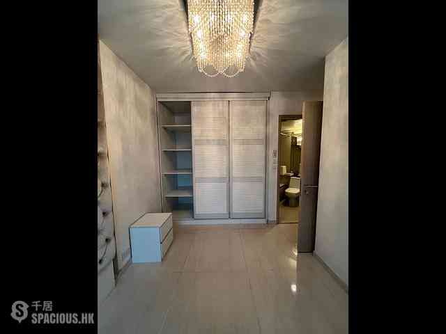 Tung Chung - Caribbean Coast Phase 3 Carmel Cove Tower 10 07