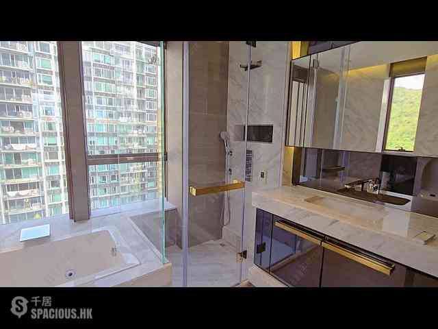 Tai Hang - The Signature 11