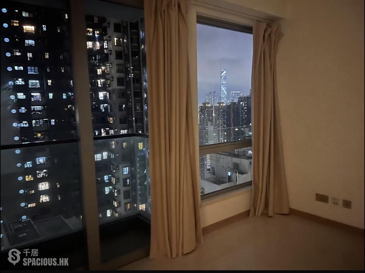 Sai Ying Pun - 63, Pokfulam 01