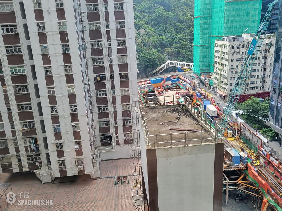 Quarry Bay - Westlands Court Gee Lan Mansion 01