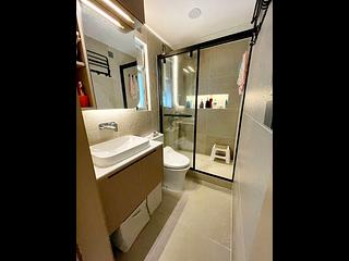 Shau Kei Wan - Tung Chun Court Kam Chun House (Block A) 07