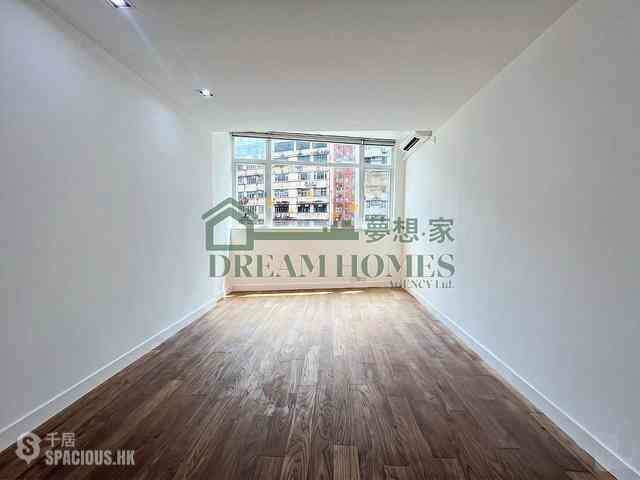 Mid Levels West - Hing Wah Mansions 02