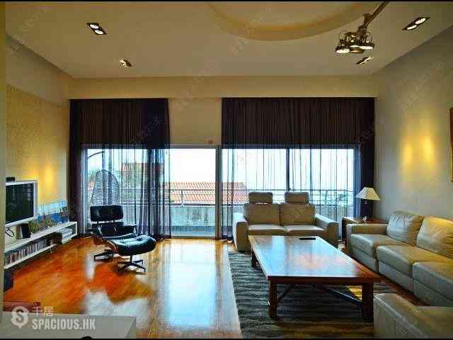 The Peak - Orient Crest 16