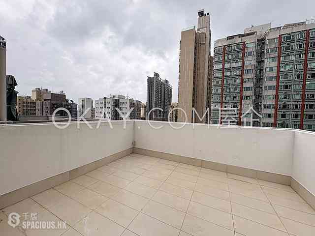 Sai Ying Pun - Wing Cheung Building 01